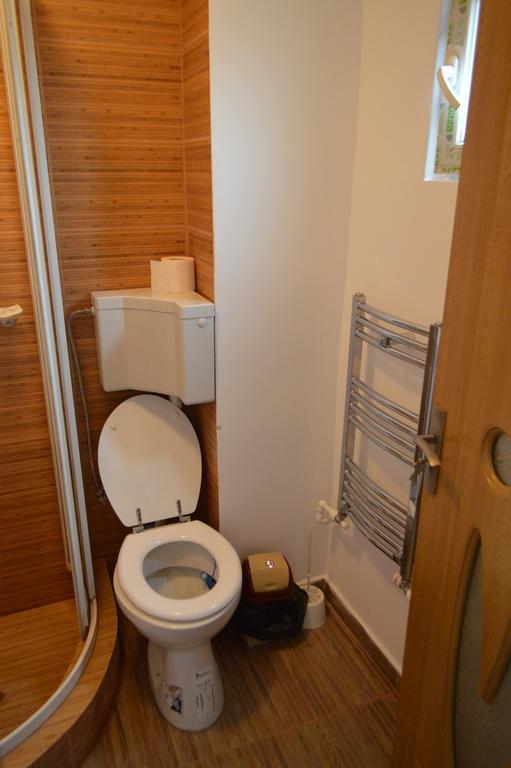 Csikos Apartment 克卢日-纳波卡 外观 照片